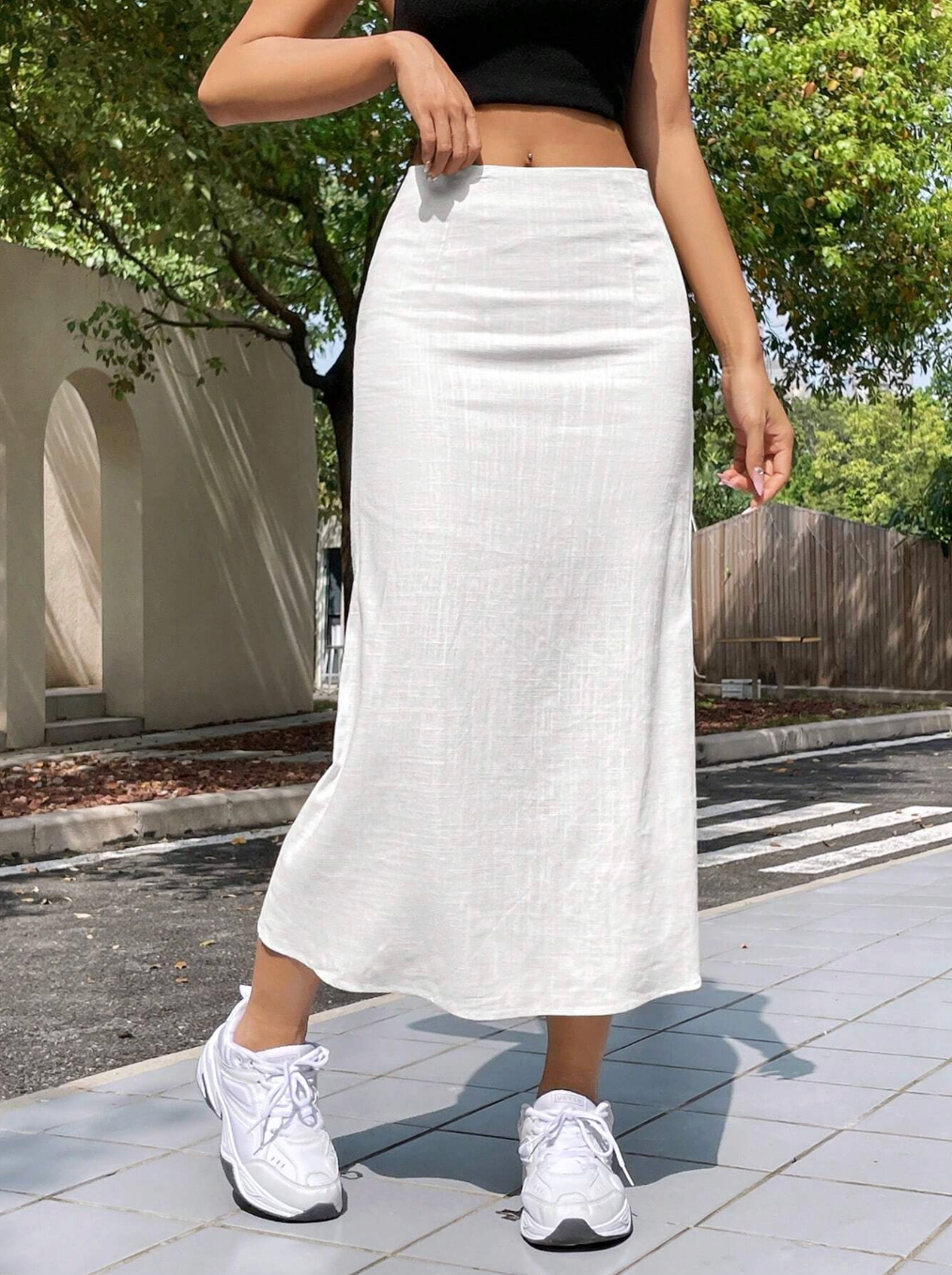 The Silk-Touch Maxi Skirt - Fluid. Minimalist. Essential.
